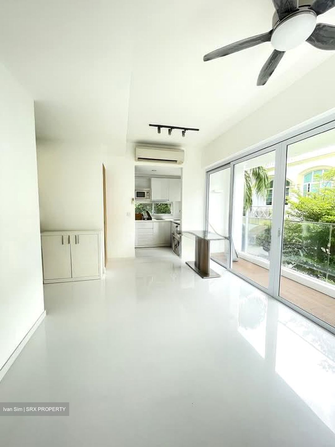 Whitescape (D15), Apartment #554426011